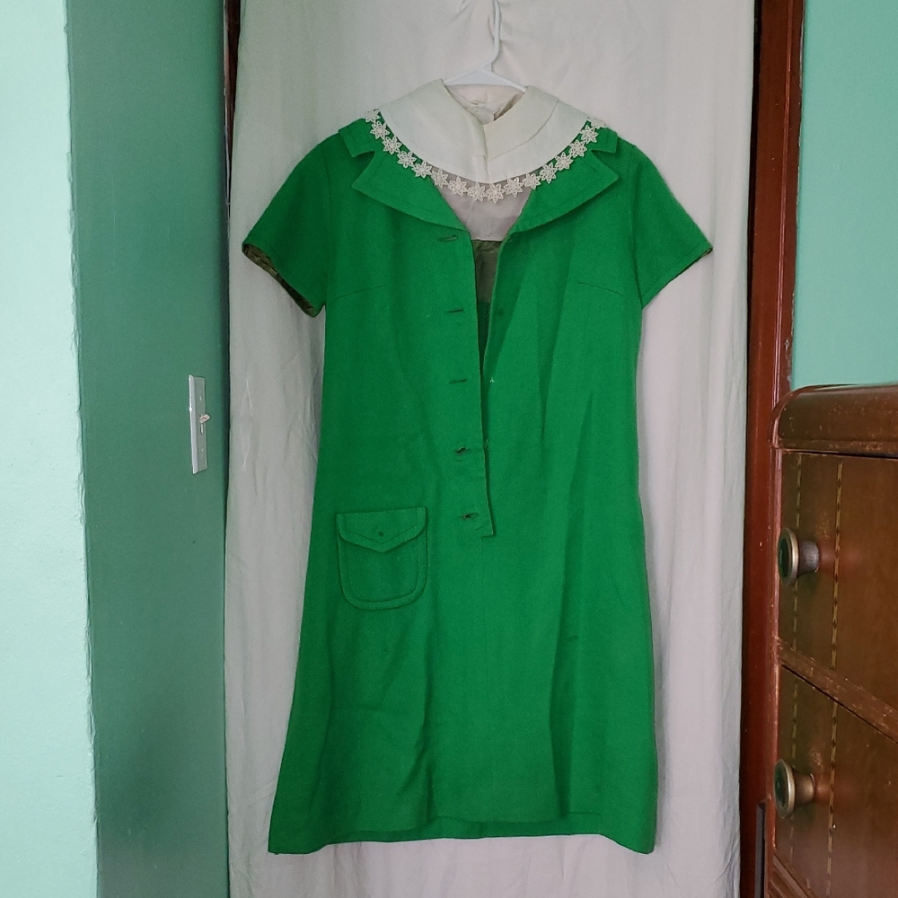 Vintage 60s Gay Gibson 100% Virgin Wool Mod Collar Dress - Picture 1 of 16